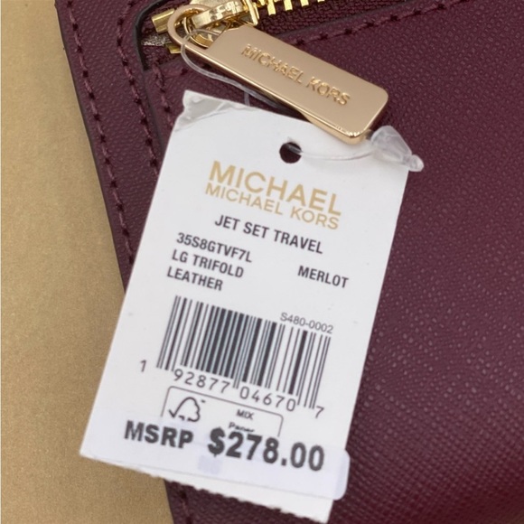 Michael Kors Trifold Wallet Merlot Color - Picture 13 of 13